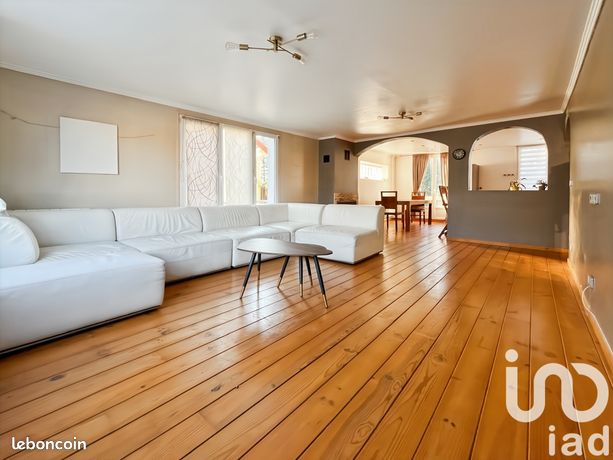 Maison 7 pièces 145 m²