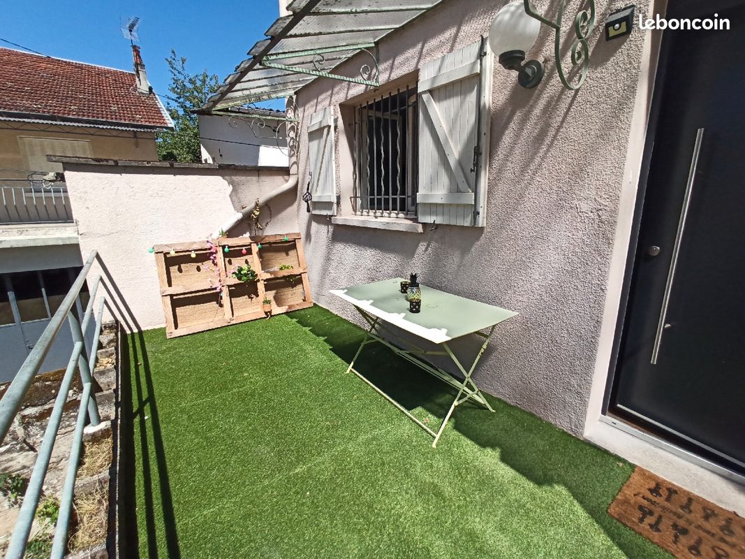 Duplex centre ville avec parking et petite terrasse - Brive-la-Gaillarde 19100 (image 3)