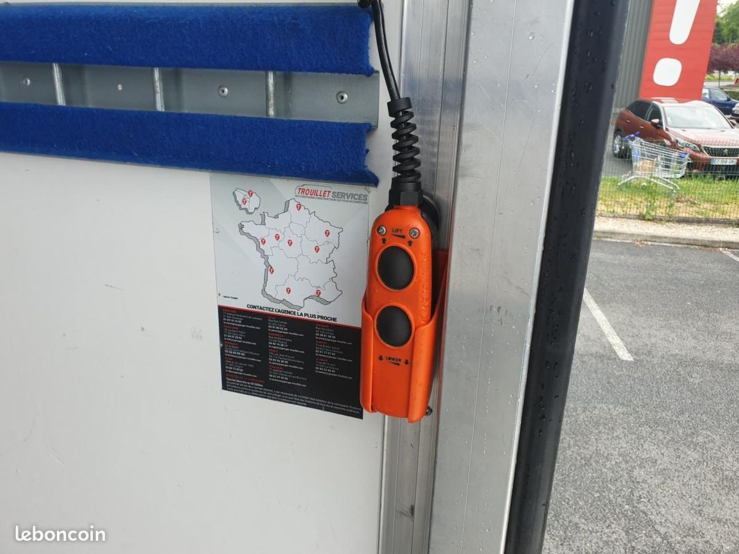 RENAULT MASTER Confort F3500 L3 2.3 dCi - 145 III CAISSE HAYON 20m3 CHASSIS CABINE DEMENAGEMENT (image 12)
