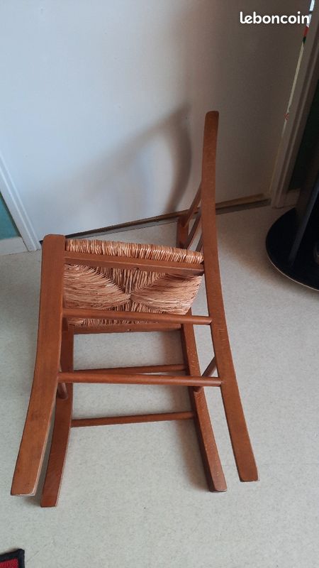 Chaise en bois (image 3)