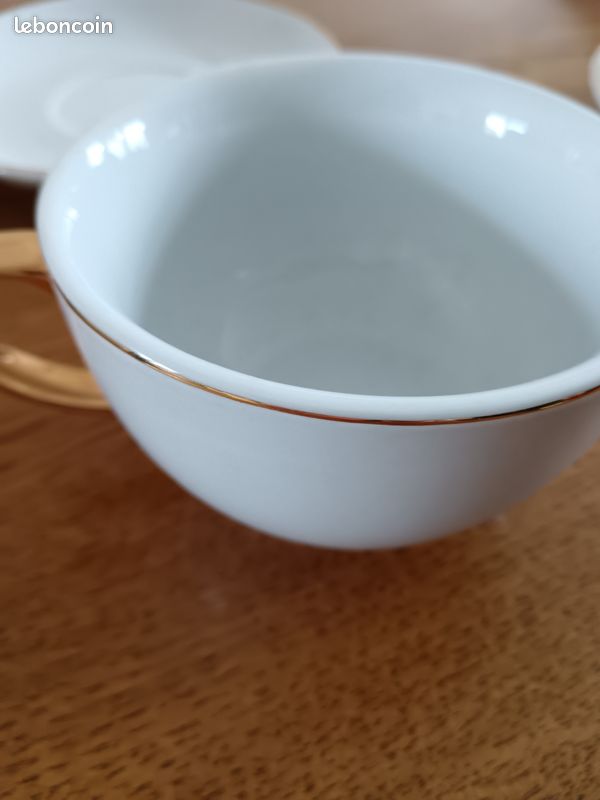 Lot de 2 tasses et soucoupes porcelaine (image 4)
