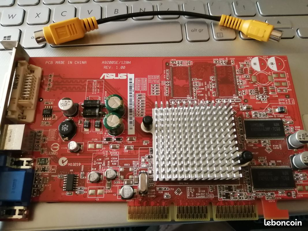 Carte graphique ASUS Radeon 9200 SE 128Mb (image 2)