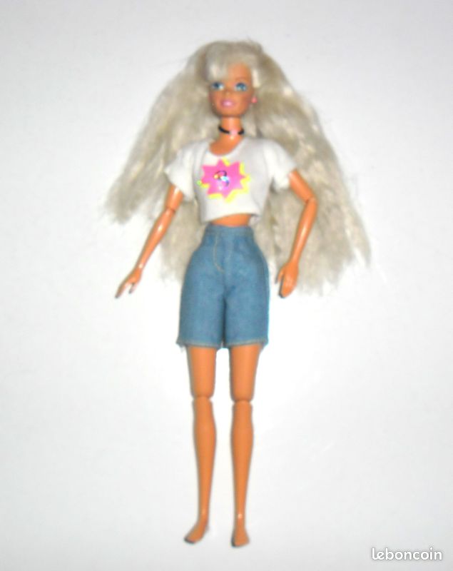 Ancienne Poupée Barbie In-Line Skating 1995 (image 1)