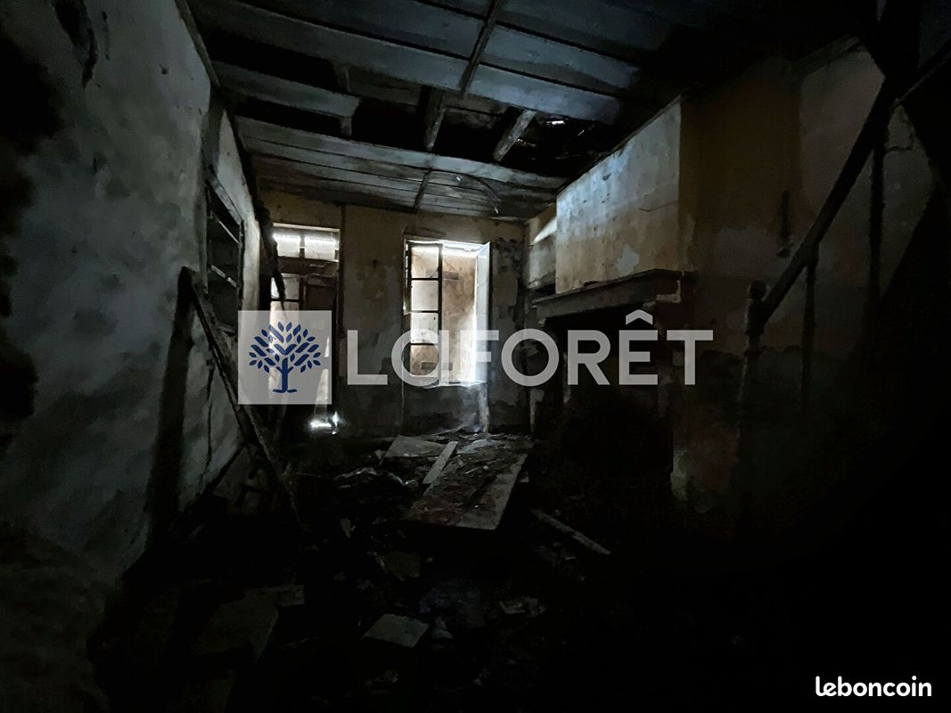 Maison 4 pièces 150 m² - Secondigny 79130 (image principale 3)