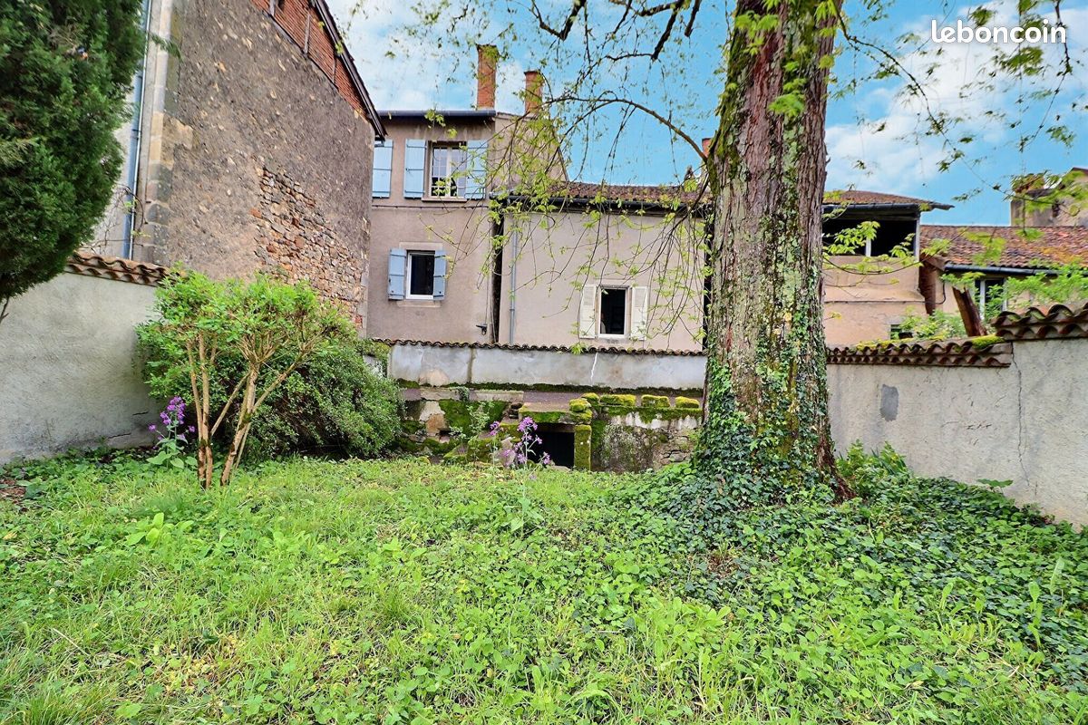 Maison 5 pièces 121 m² · à Figeac · 121 m² · 139 800 €