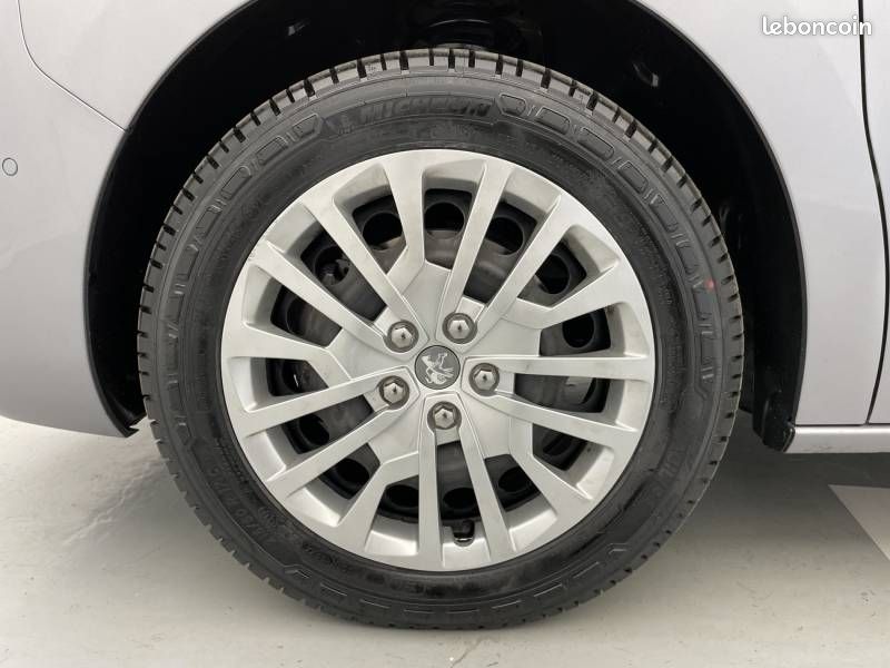 Peugeot Expert (31) FGN TOLE M BLUEHDI 180 S&S EAT8 (image 16)