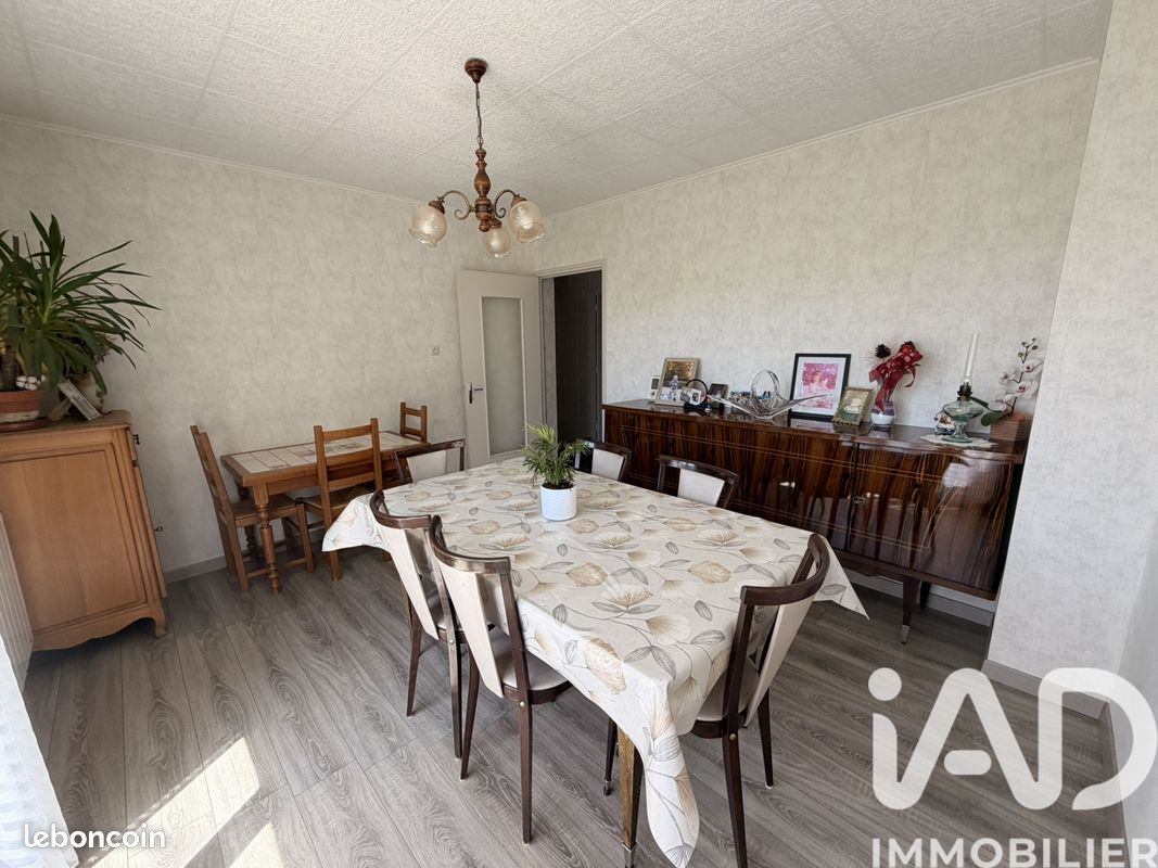 Appartement 3 pièces 62 m² · à Livron-sur-Drôme · 62 m² · 120 000 €