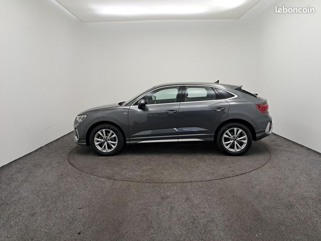 AUDI Q3 Sportback 35 TFSI 150 ch S tronic 7 S line (image 2)