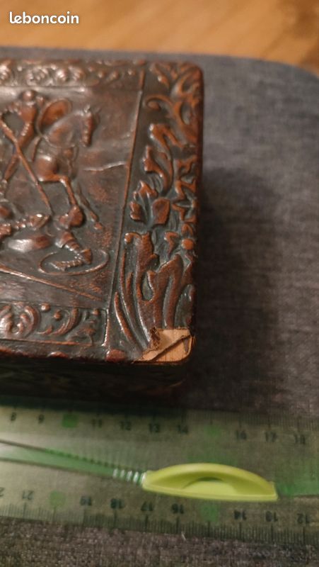 Boite à cigarettes en bois et cuir (image 3)