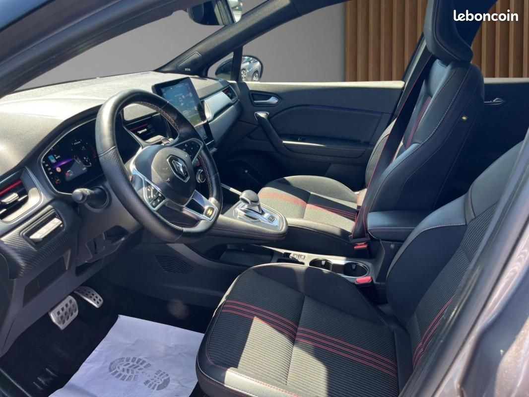Renault Captur mild hybrid 160 EDC R.S. Line (image 9)