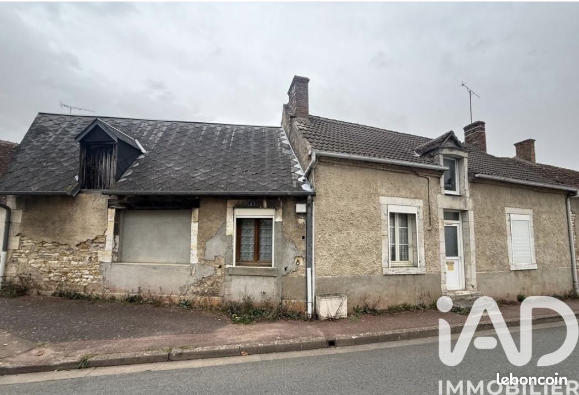 Maison 4 pièces 70 m² · à Chezal-Benoît · 70 m² · 28 000 €