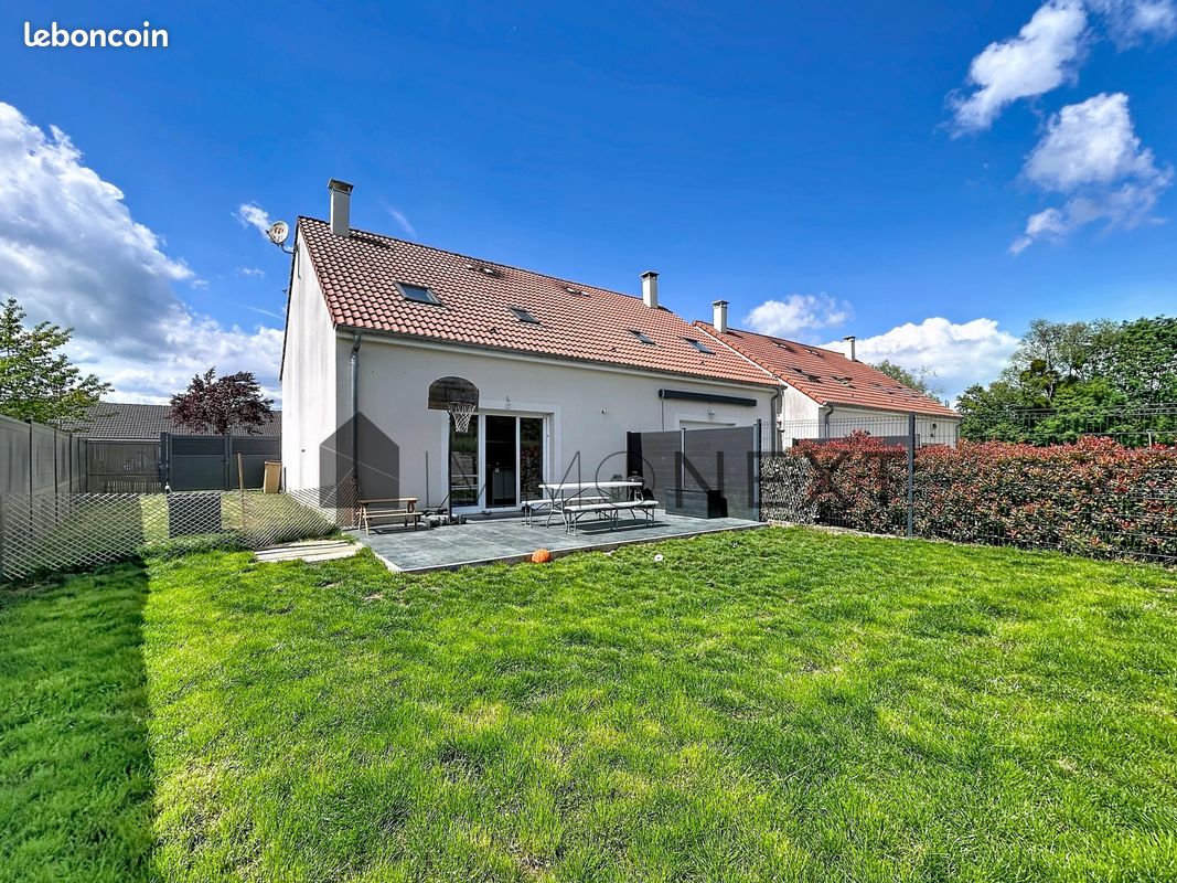 Maison 5 pièces 88 m² · à Hettange-Grande · 88 m² · 347 000 €