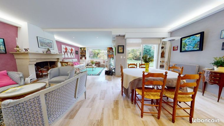 Moulin 10 pièces 220 m²