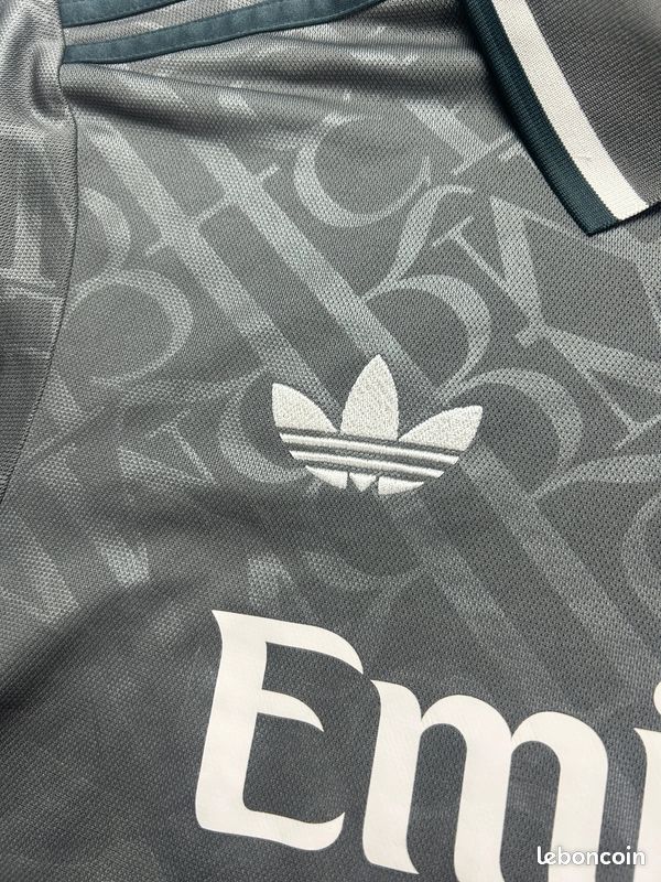 Maillot de football real de madrid saison 2024 gris adidas taille S (image 5)