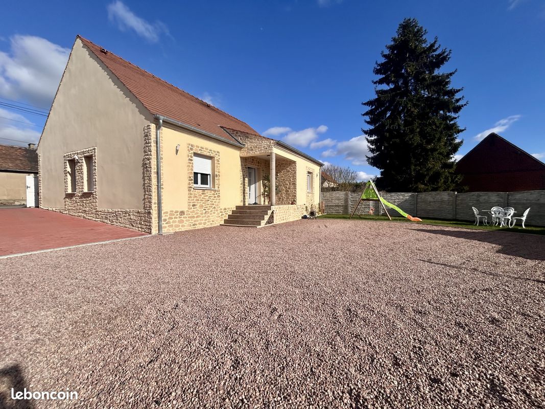 Maison 4 pièces 118 m² · à Therdonne · 118 m² · 295 000 €