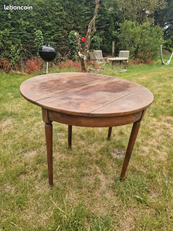 Table demi-lune ancienne XIXe – bois massif, pieds tournés – transformable en ronde (image 1)