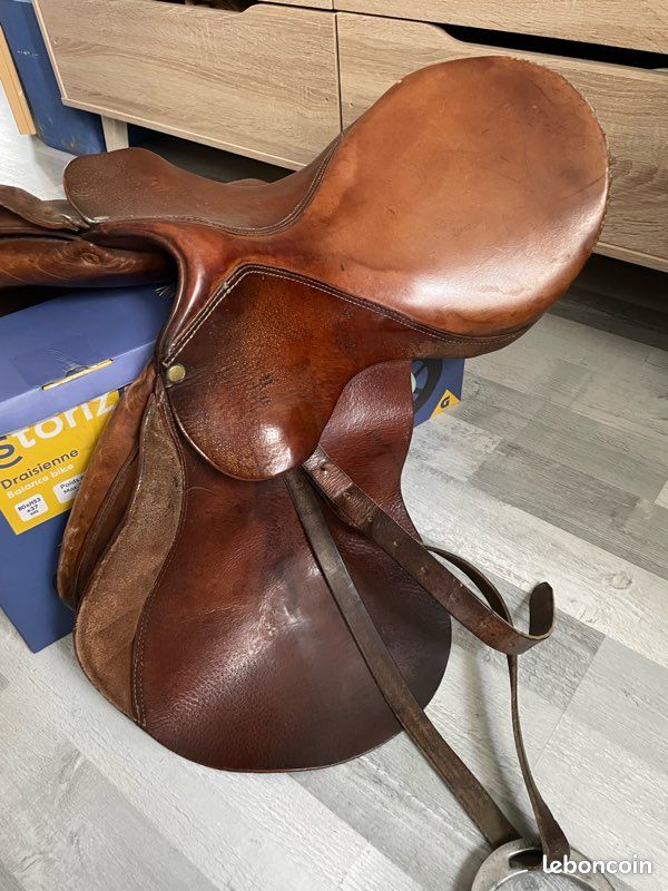 Selle taille 17 négociable (image 3)