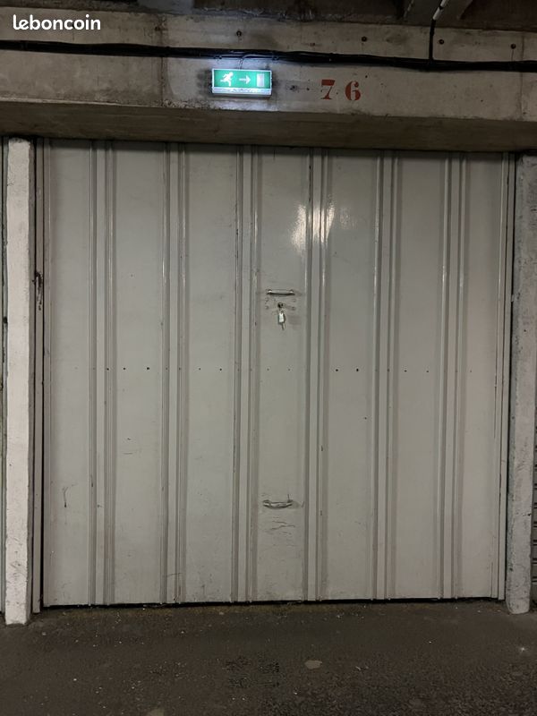 Parking 14 m² · à Tours · 14 m² · 15 000 €