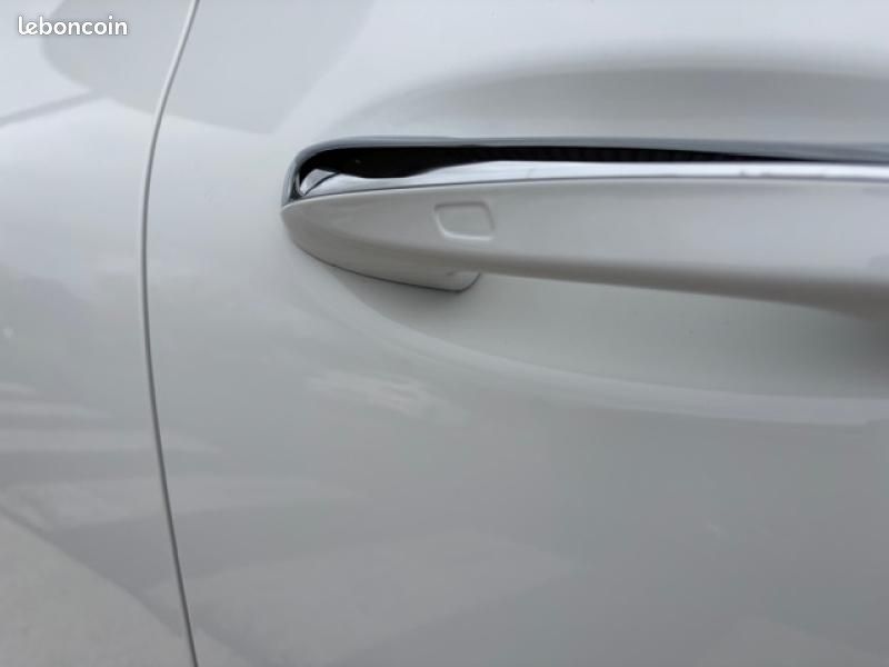 Mercedes-benz CLA Shooting Brake 200 d 150ch AMG Line 8G-DCT (image 9)