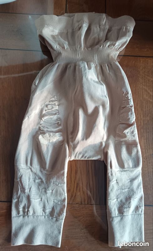 Panty gainant taille haute (image 1)