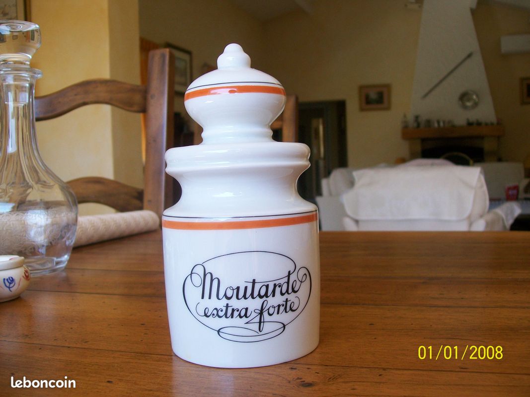 Pot à moutarde en porcelaine d'Auteuil (image 1)