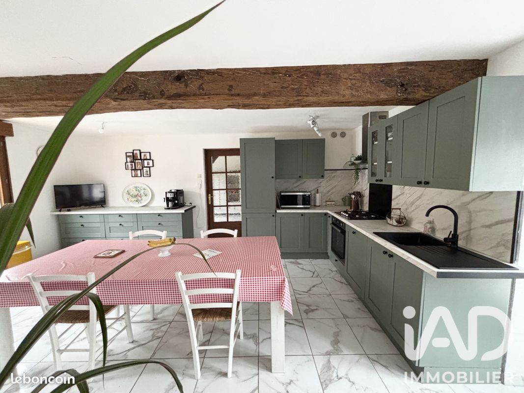 Maison 3 pièces 99 m² · à Prissac · 99 m² · 99 500 €