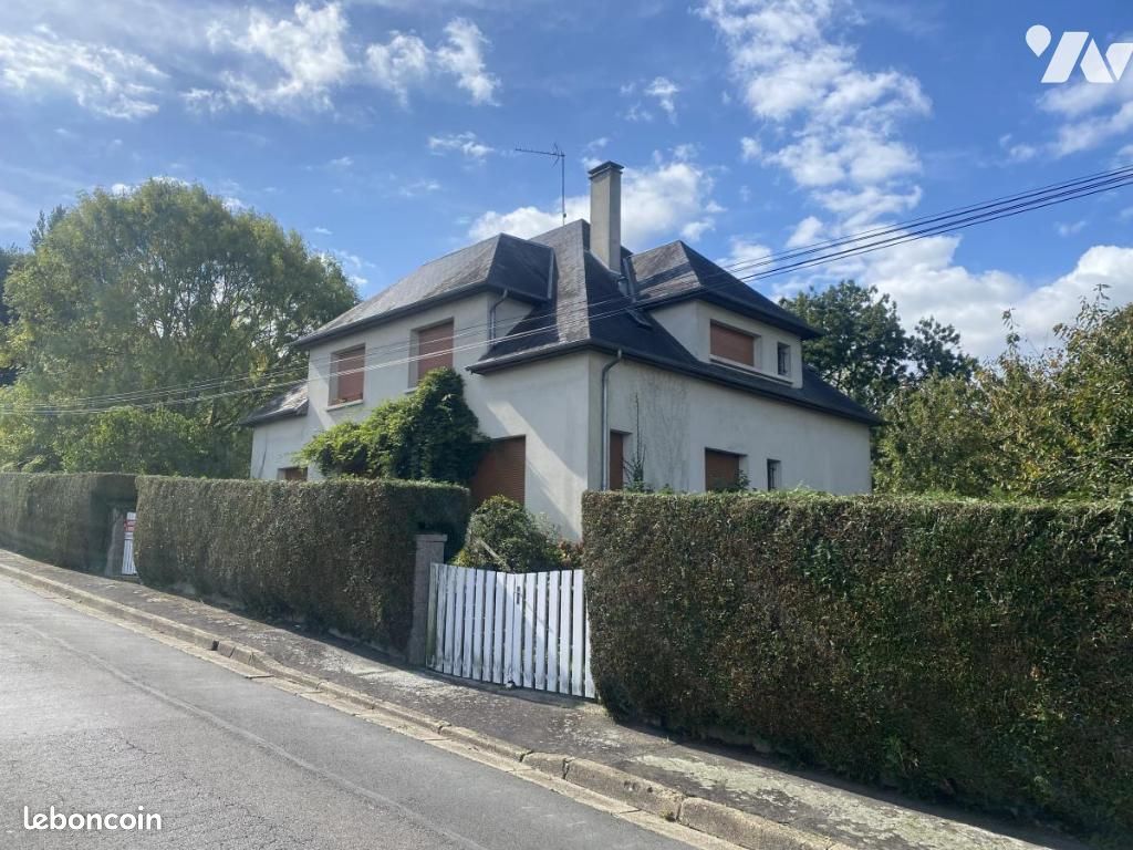 Maison 9 pièces 250 m² · à Vire Normandie · 250 m² · 220 000 €