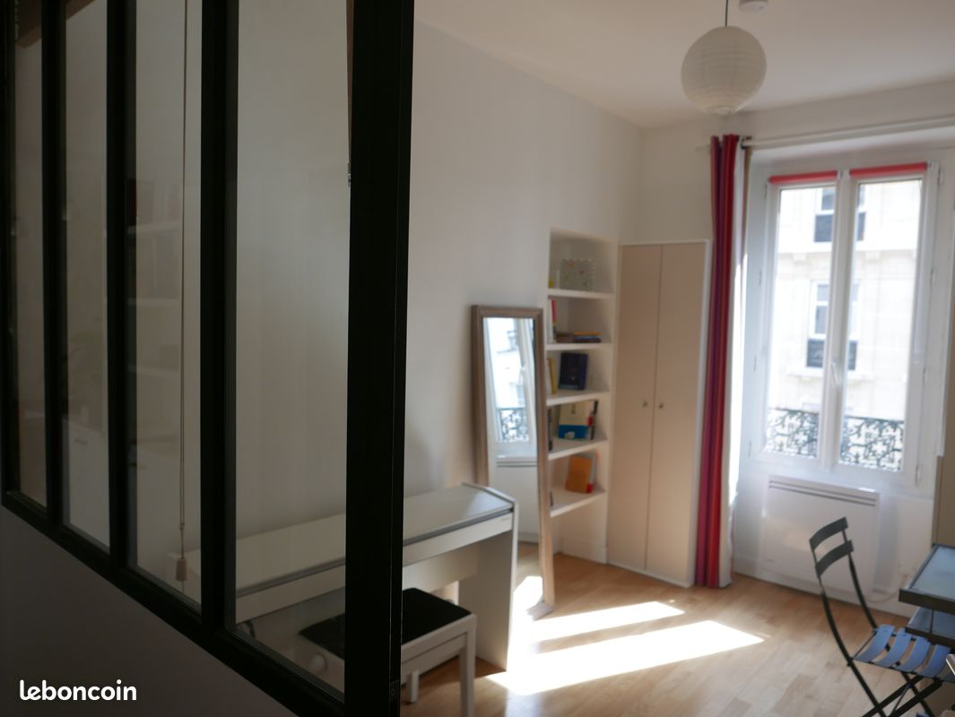 Appartement 3 pièces 54 m² · à Paris · 54 m² · 2 110 €/mois