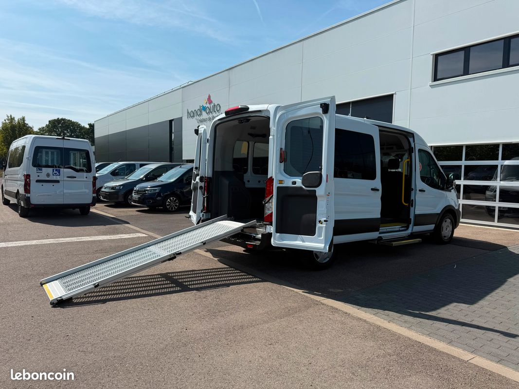 FORD TRANSIT L3H2 TPMR – Boîte Automatique – Jusqu'à 4 fauteuils roulants – Disponible immédiatement (image 1)