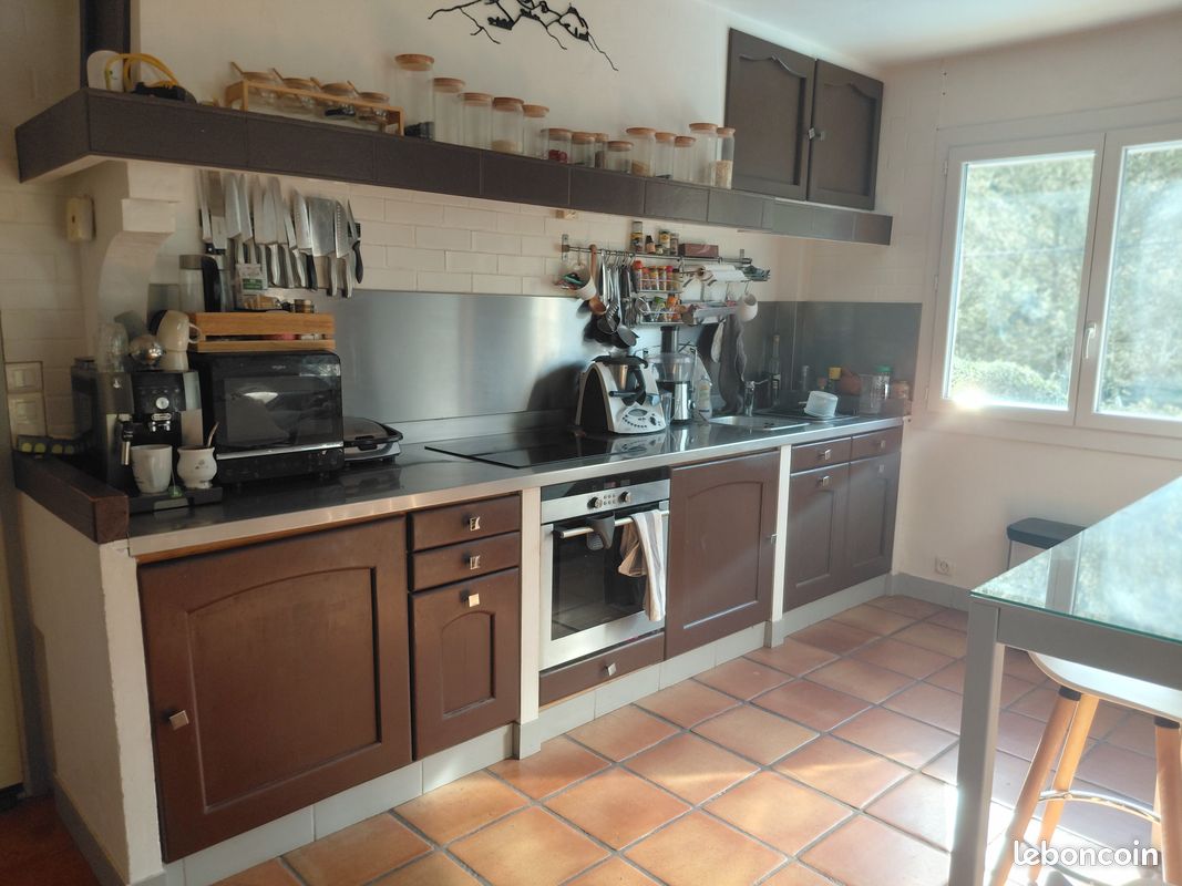 Vend plan de travail et credence en inox (image 1)