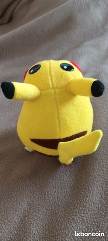 Peluche pokémon Pikachu (image 3)