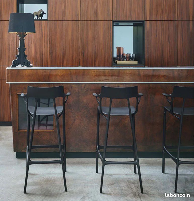 2 Tabourets haut KARTELL coloris Noir Design moulé Starck Accoudoir bar snack table haute îlot (image 3)
