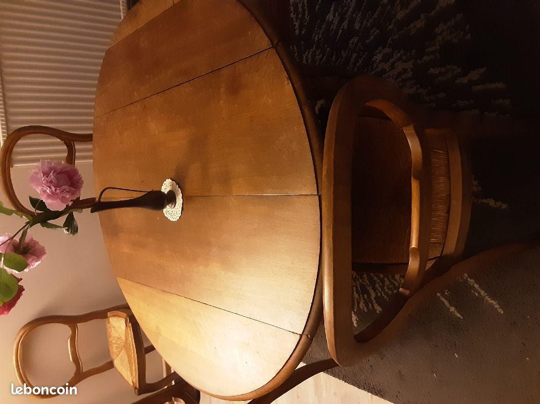 Table ronde originale séjour en chêne et 6 chaises en frêne (image 1)