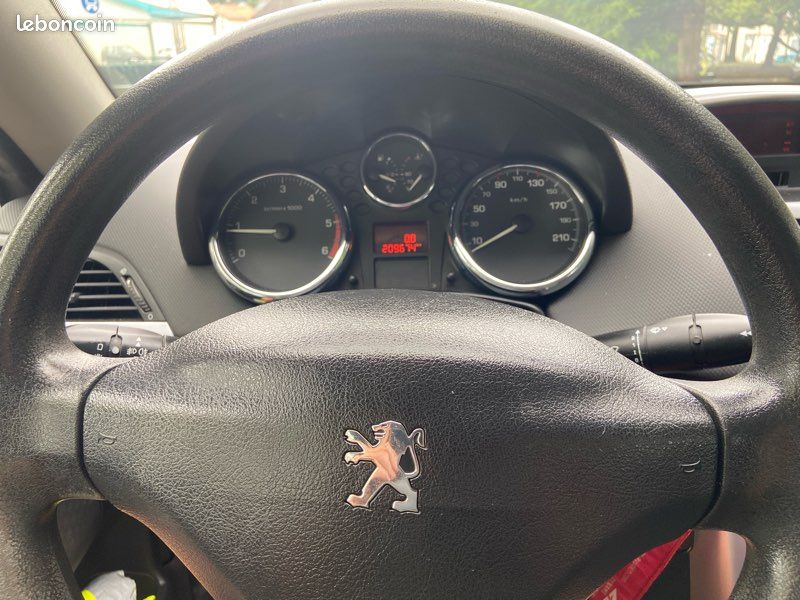 Peugeot 207 CC Cabriolet 1,6 HDI Sport Pack avec changement moteur embrayage distribution contrôle CT Ok (image 9)
