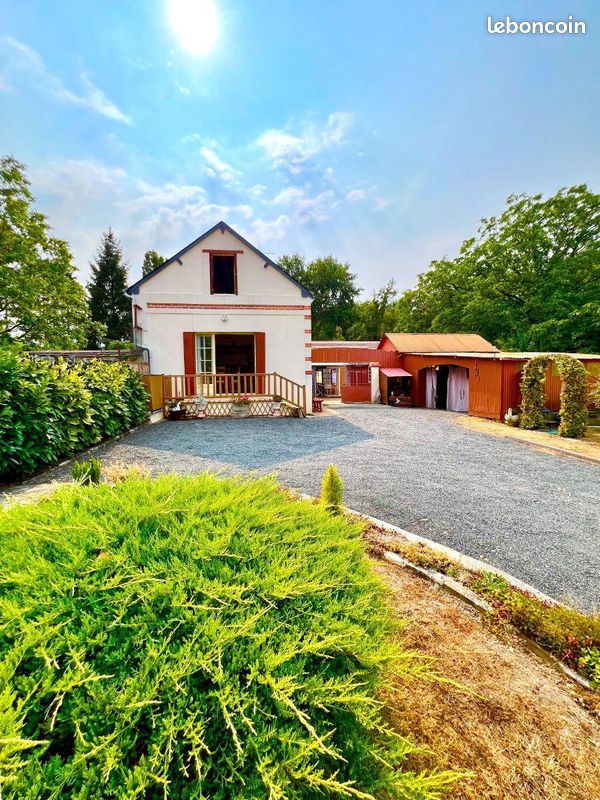 Maison 6 pièces 100 m² · à Loché-sur-Indrois · 100 m² · 169 500 €