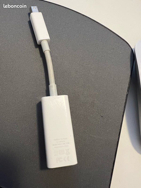 Adaptateur Thunderbolt 2 Apple A1433 (image 2)