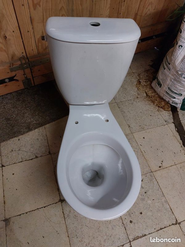 WC en céramique blanc neuf ALLIA (image 2)