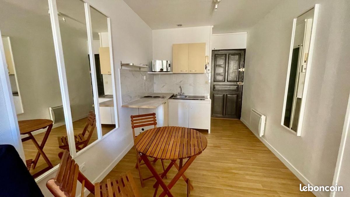 Appartement 1 pièce 19 m² · à Privas · 19 m² · 300 €/mois