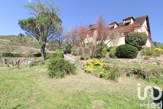 Maison 5 pièces 160 m²