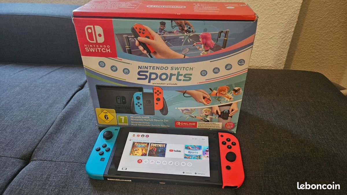 🎮 Nintendo Switch – Très bon état + accessoires + support Zelda 🎮 (image 1)