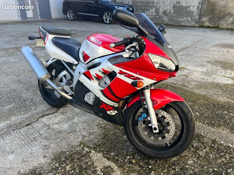 Yamaha R6 Reno Yamaha R6 - Motos