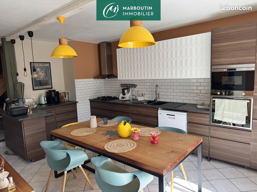 Maison 5 pièces 105 m² · à Casteljaloux · 105 m² · 189 900 €