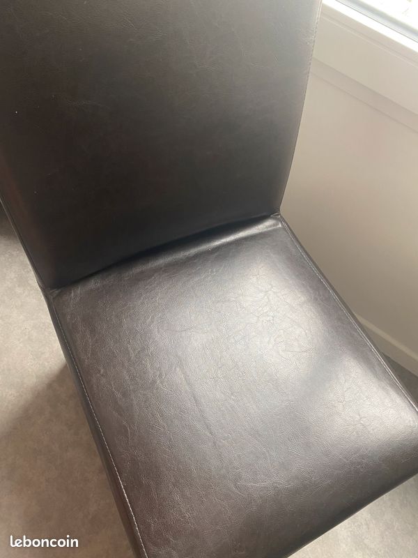 2 chaises simili cuir (image 4)