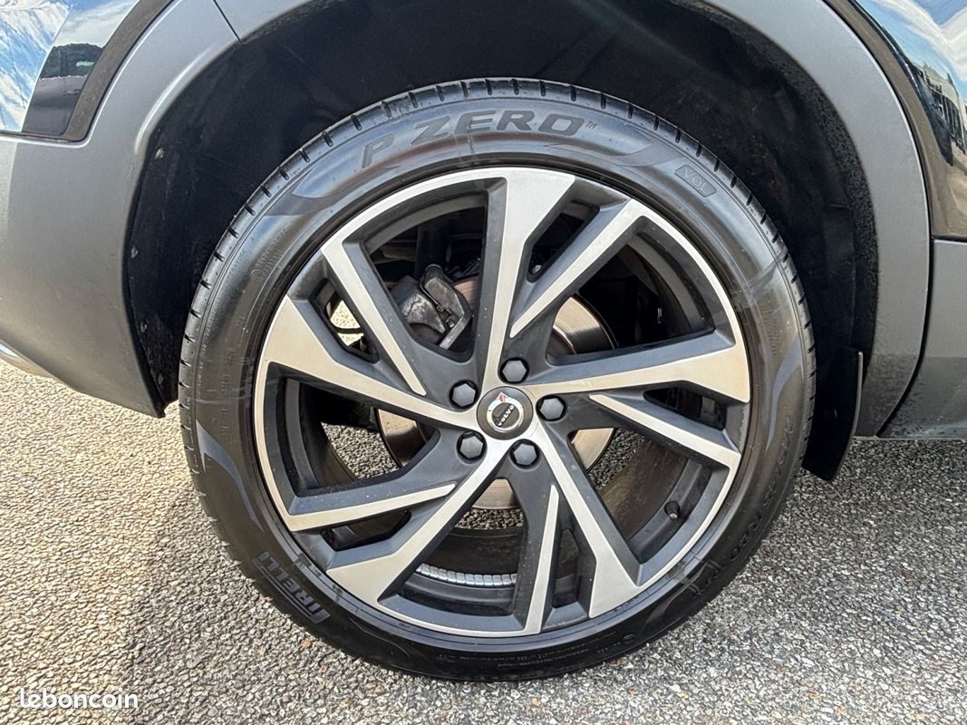 VOLVO XC40 D4 AWD AdBlue 190 ch Geartronic 8 Momentum (image 19)