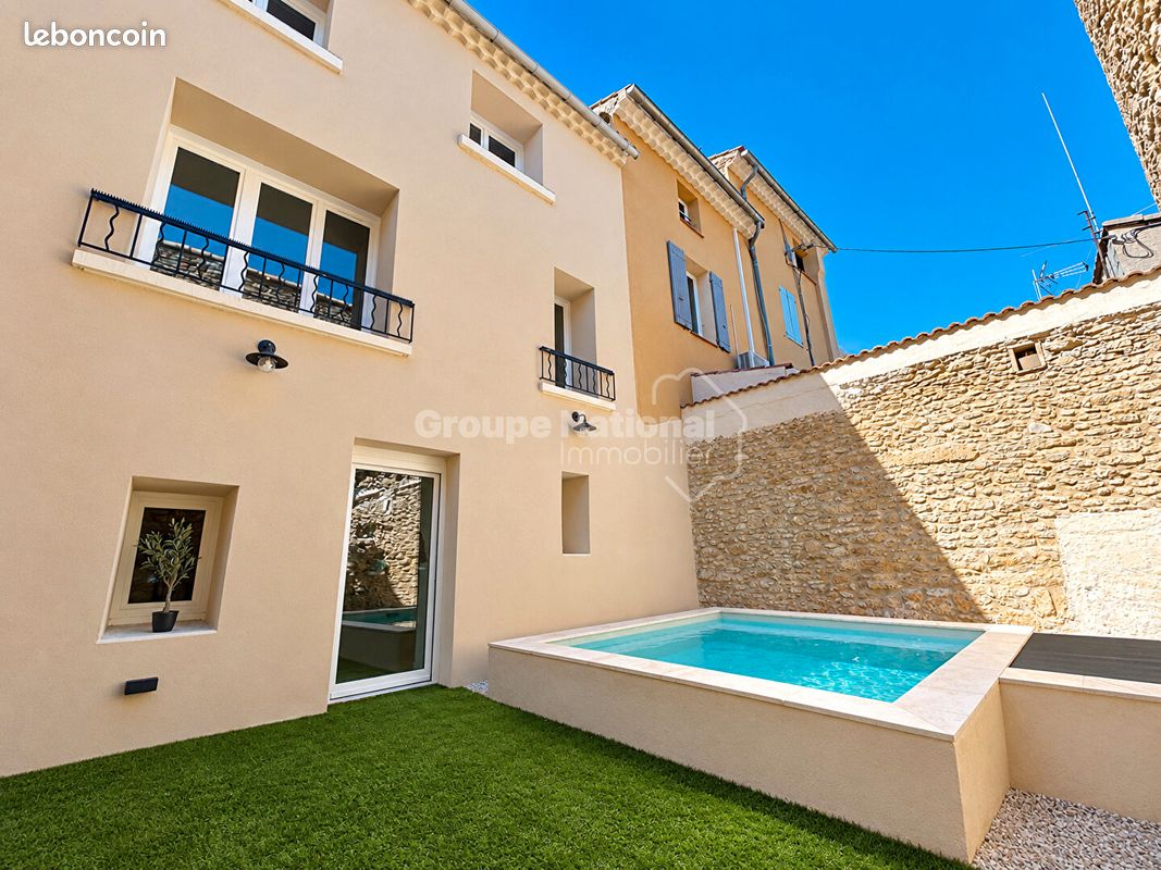 Maison 5 pièces 137 m² · à Châteauneuf-du-Pape · 137 m² · 340 000 €