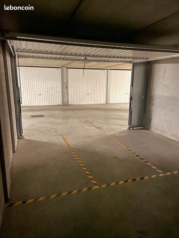 Garage gare de Villeurbanne · 100 €/mois