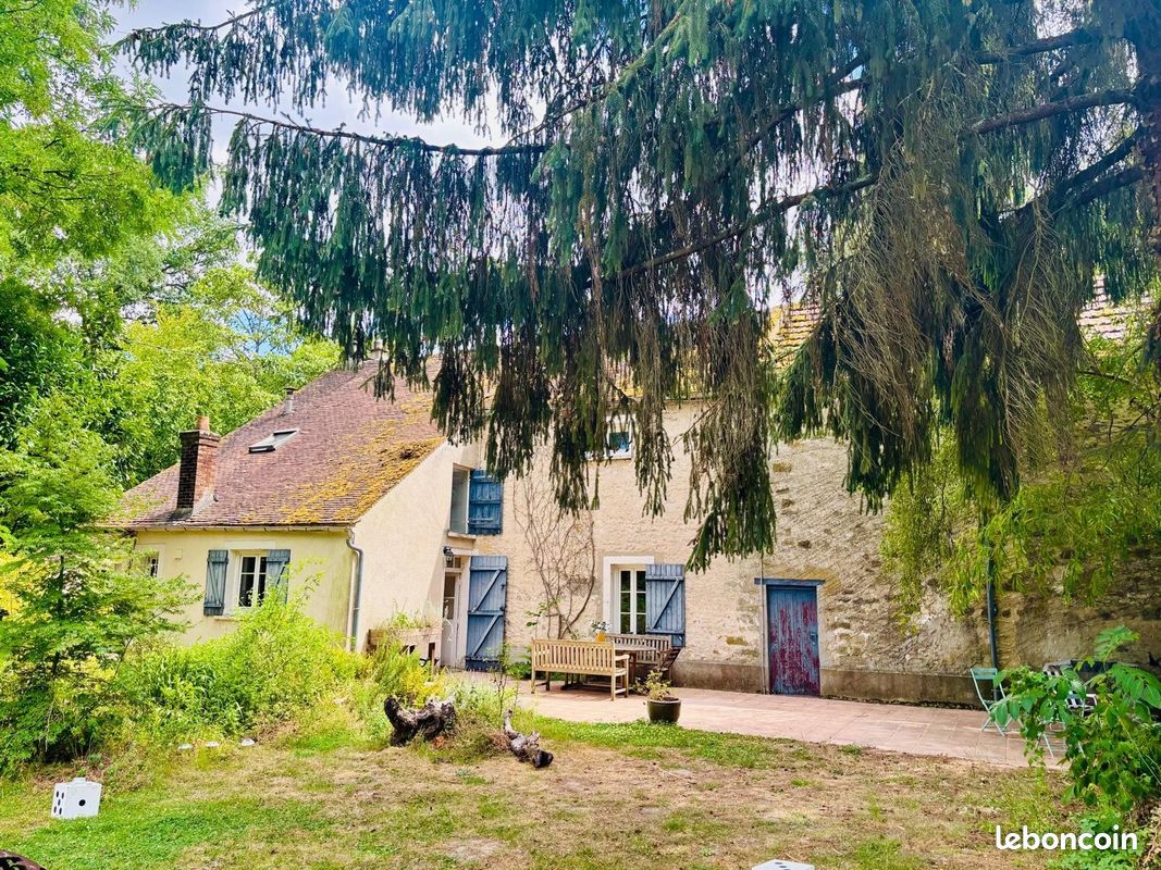 Maison 5 pièces 146 m² · à Bourron-Marlotte · 146 m² · 677 000 €