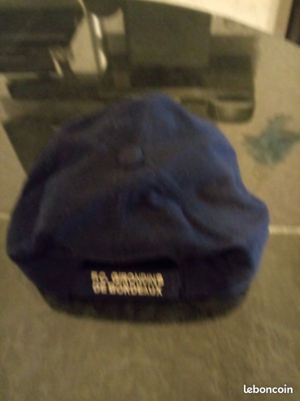 Av casquette girondins de Bordeaux ... (image 2)