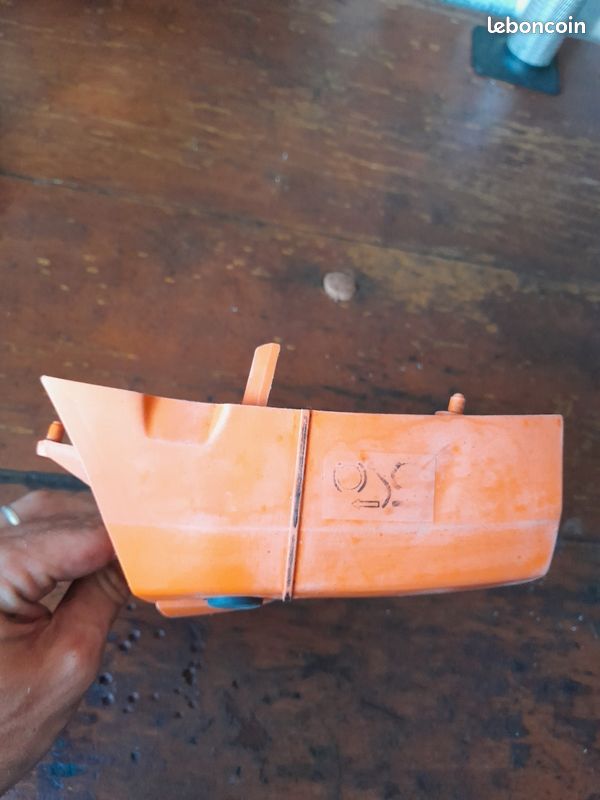 Capot / carter moteur tronçonneuse STIHL MS 441 C (image 2)