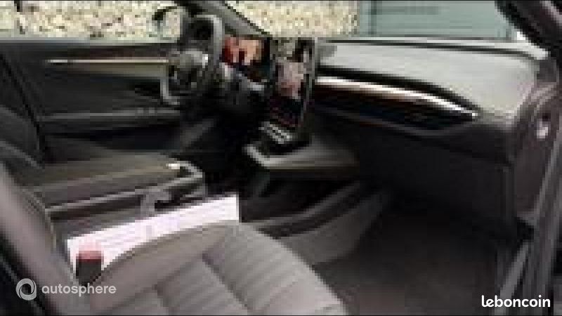 Renault Mégane E-Tech Electric 220ch Iconic autonomie confort -25 (image 15)